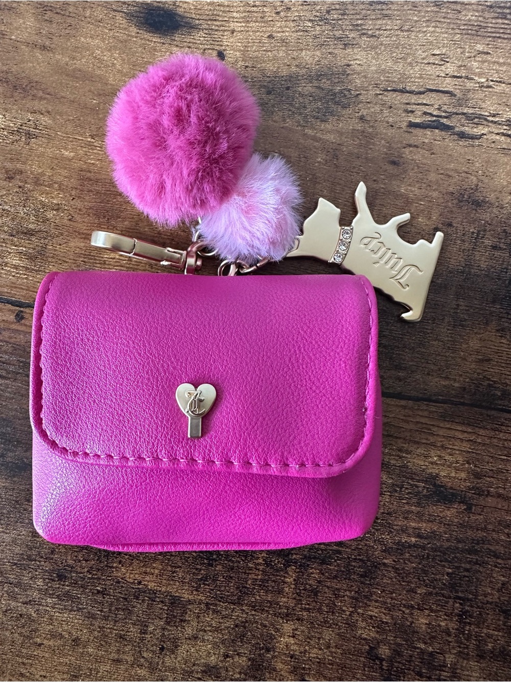 Juicy Couture Hot Pink Pouch Bag Charm Keychain w/ Pom-Pom & Gold Dog Charm NWOT - Picture 7 of 8